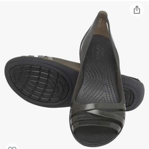 🆕 CROCS Flat sandal Size 8